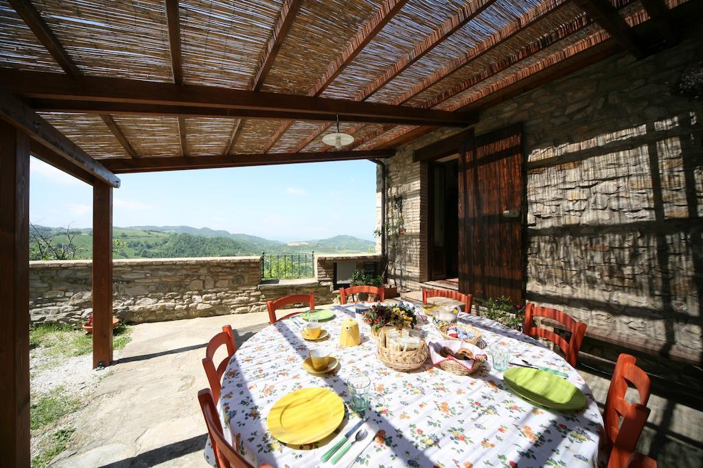 Agriturismo Monte Valentino Пиетралунга Екстериор снимка